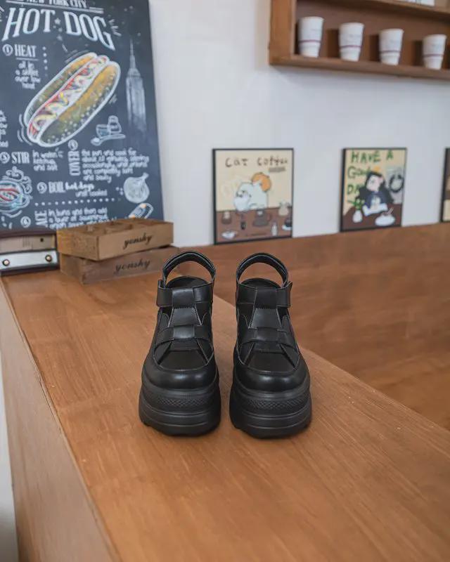 Roman-Style Women's Semi-Hollow Leather Sandals with Hidden Heel, Platform Thick Sole, Closed Toe, Outdoor Wear for Petite Women.