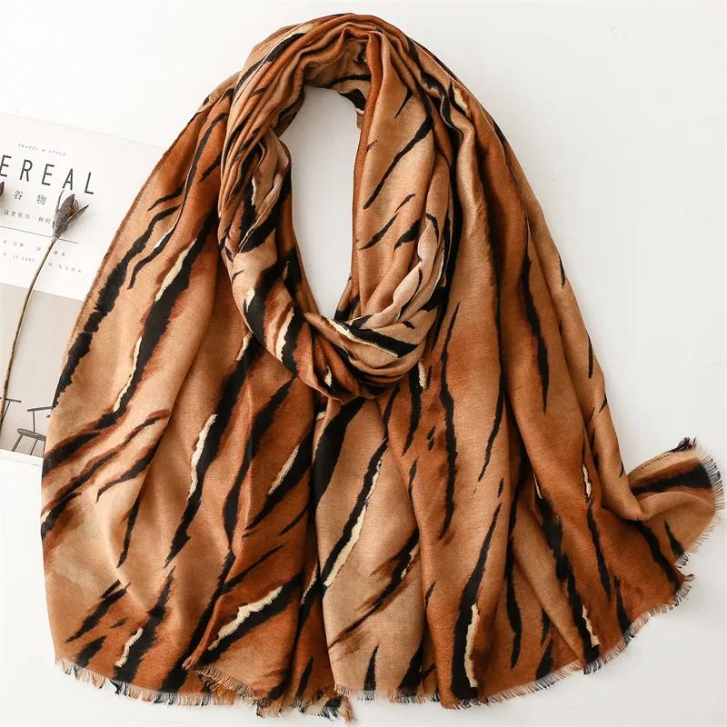

2025 Winter Thick Leopard Zebra Fringe Viscose Shawls Scarf Lady High Quality Wrap Pashmina Stole Bufandas Muslim Hijab 180*90Cm