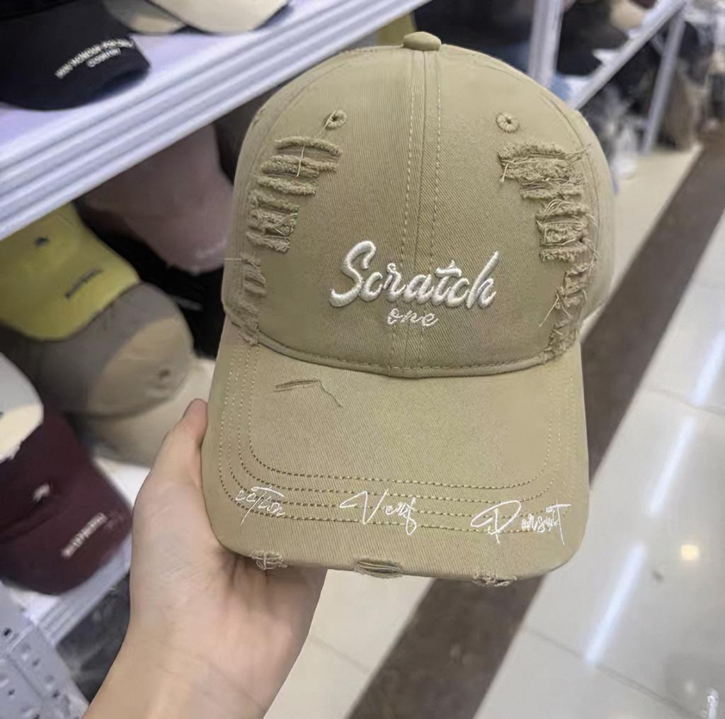 Retro Hole Washed Baseball Cap Men And Women Embroidered Letters Spring And Autumn Fashion Versatile Couple Casual Cap