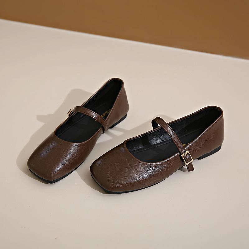 

M new casual sandals summer and autumn solid color thinner sole single shoes leather shoes wear-resistant commuter sandals 35 темно-коричневого