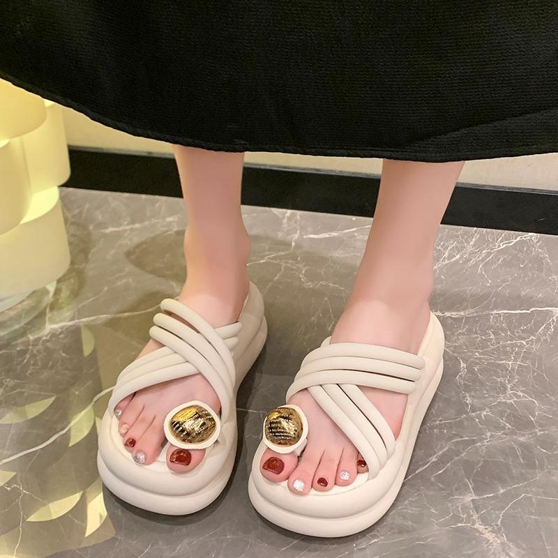 Fashion 7cm Platform Sandals Women Heels Shoes Platform Open Toe Slippers Summer Fad Sandals Dress Beach Flip Flops Women Crystal Slides