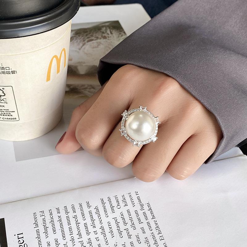 Jewelry Copper Bottom Gold Plated Baroque Pearl Vintage Temperament Diamond Ring Female 16Mm