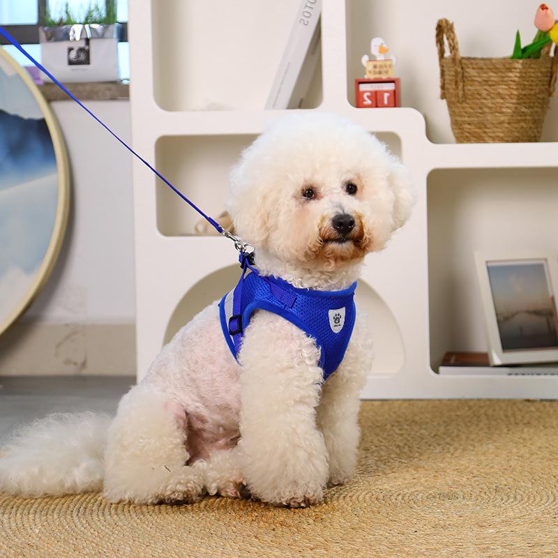 Pet Chest and Back Strap Vest Dog Leash, Small and Medium-sized Bichon Frise Dog Leash, Retractable Reflective Night Walking Breathable