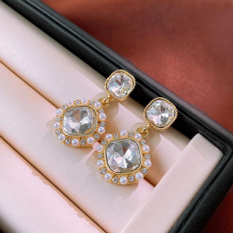 French Vintage Diamond Imitation Pearl Geometric Silver Needle Earrings Court Earrings