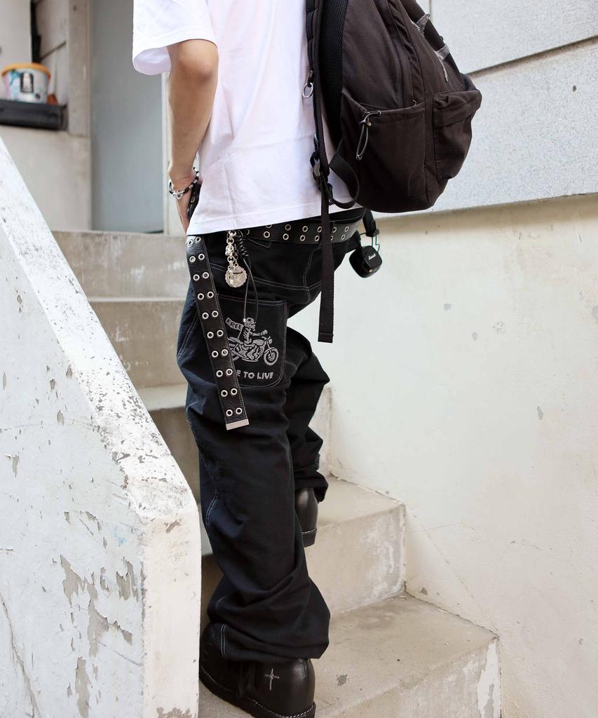 Tuseupeiseu Buyback Back Pocket Embroidered Pants [Black]