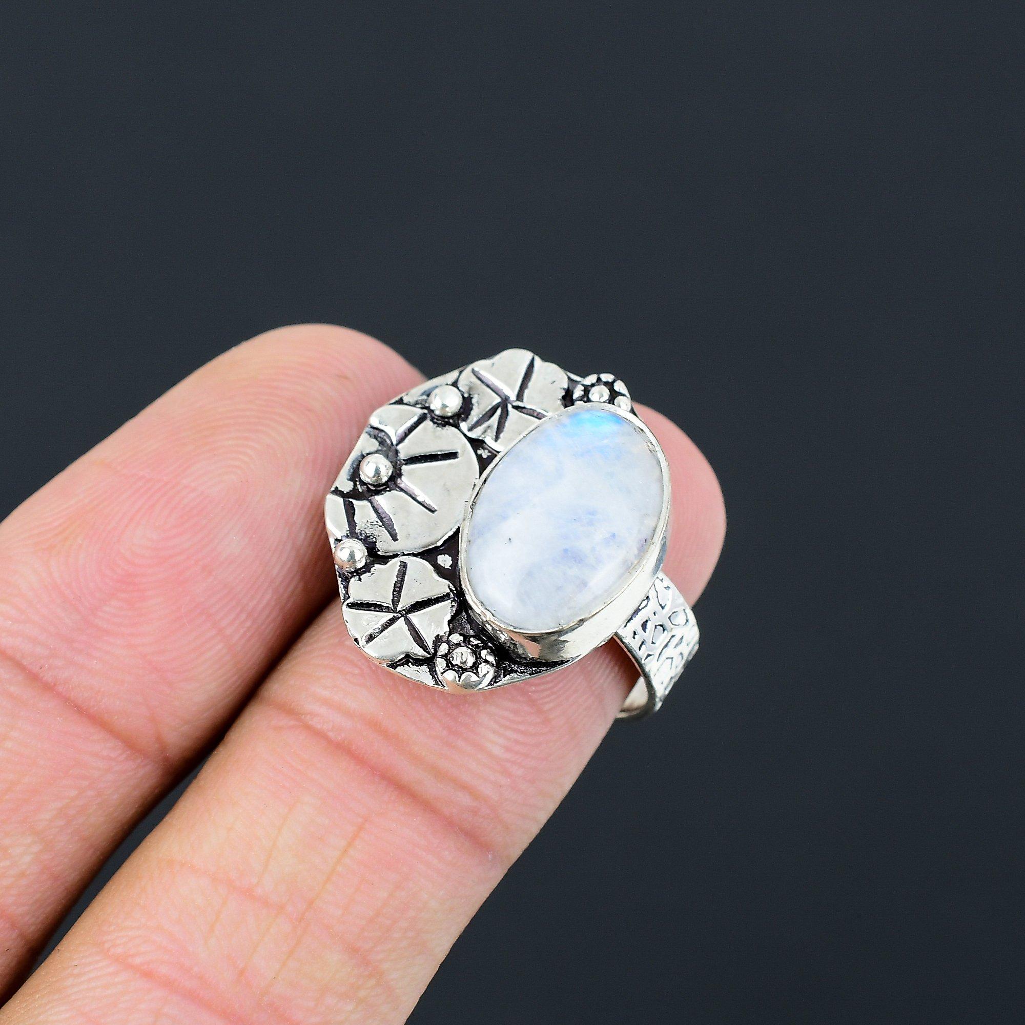 Daughters Day Sale Oval Natural Rainbow Moonstone 925 Silver Ring Jewelry US 7 7