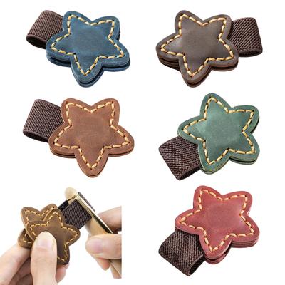 Magnetische Lesezeichen Leder Magnetische Lesezeichen mit Stifthalter Design zum Lesen Multifunktionaler Magnetischer Lesezeichen-Clip