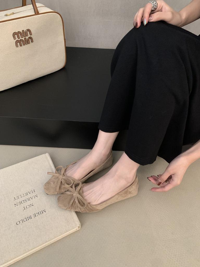 Herbst 2025 neue Schleife flacher Mund einzelne Schuhe Feenstil niedrige Absätze Mode Damenschuhe