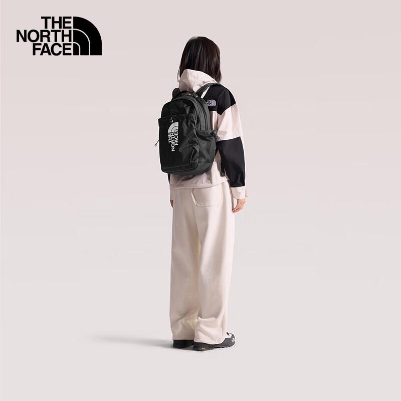 The North Face BOZER 19L Unisex Backpack
