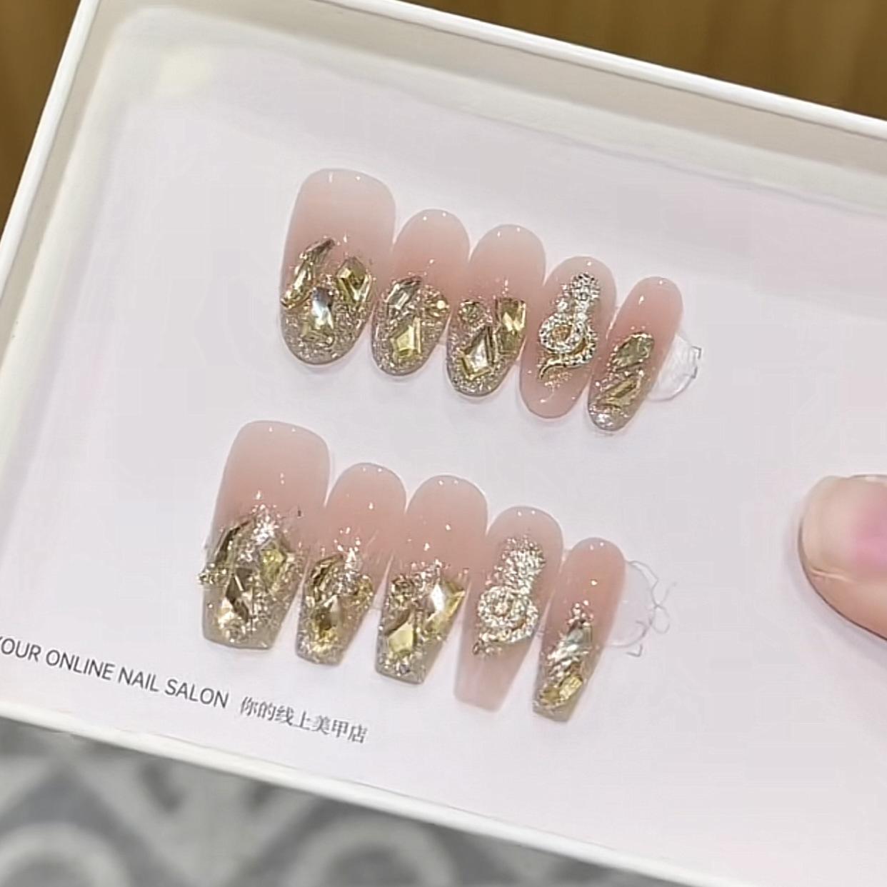 

Pure Hand-made Phototherapy Wear Armor and Golden Snake Finished Product Reusable Nail Art Patch Extra small xs