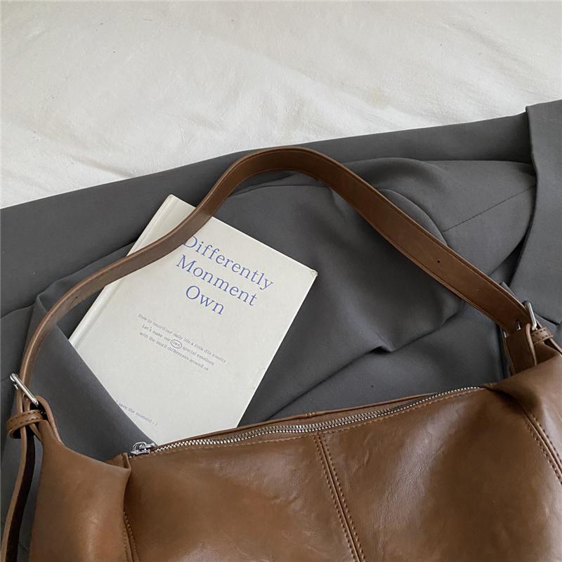 PU Hobo Bag Women's Fashion Shoulder Tote with Soft Texture Large Capacity Casual Everyday Handbag