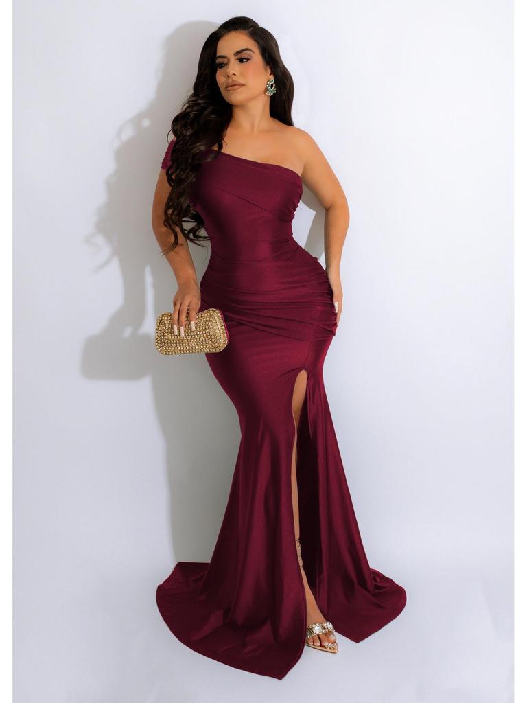 European & American Women's One-Shoulder Slit Evening Gown