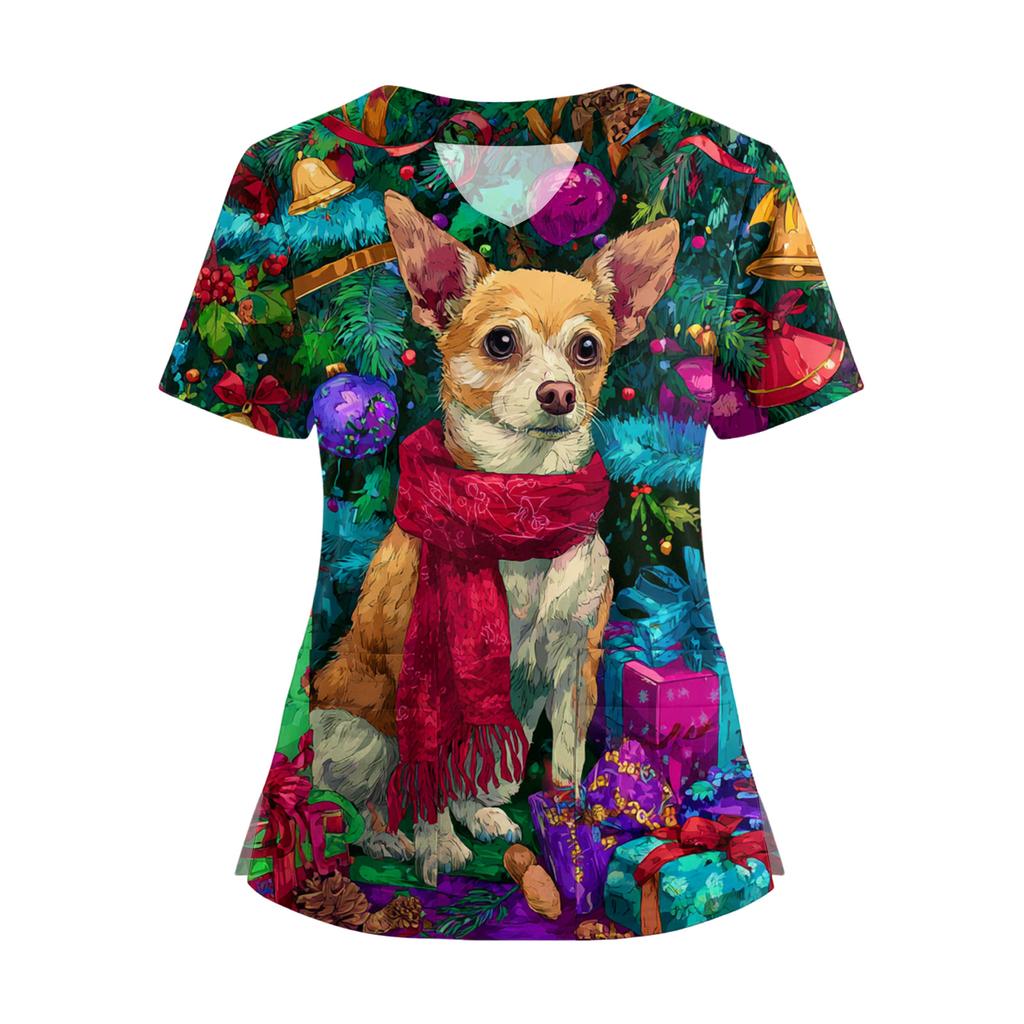 Damski T-shirt z krótkim rękawem z nadrukiem świątecznym, dekoltem w serek, zapinany na guziki z rozcięciem z boku