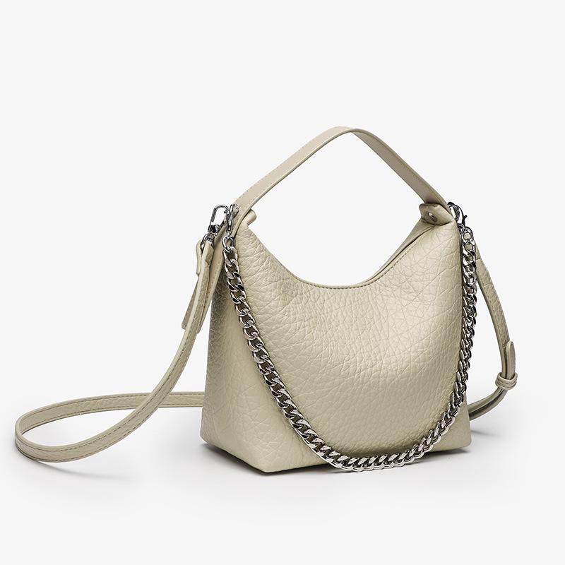 Fashion Underarm Bag Simple Chain Tote Casual Large Capacity Tote Bag