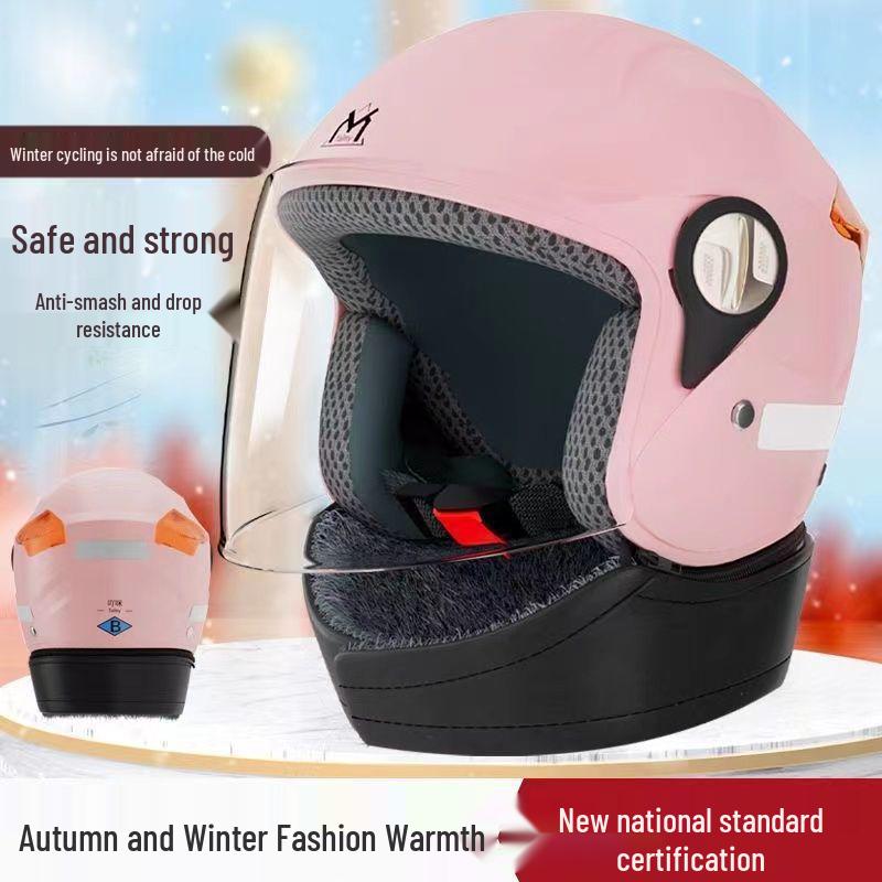 Women's Lightweight Winter Helmet for Electric Scooters - Anti-fog, Windproof, and Warm for Men and Women