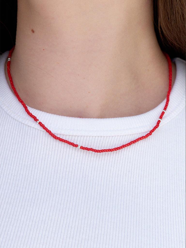 Leeenoir Red Beads Silver Ball Necklace