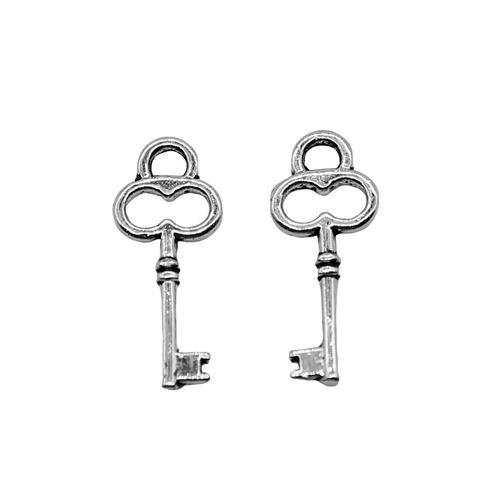 

40шт Ключ Амулеты Амулеты Античное серебро Цвет Цинковый сплав 7X17mm