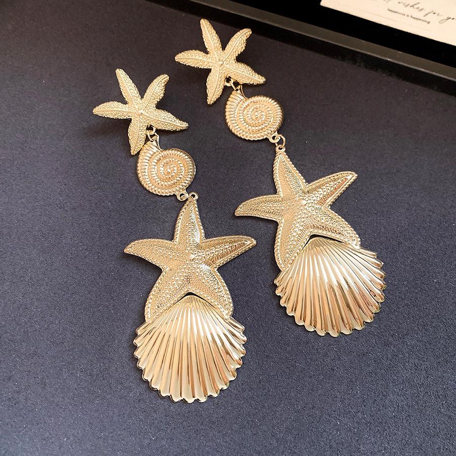 

European and American silver needle metal star conch shell earrings fashionable simple stud earrings light luxury high-end earrings women