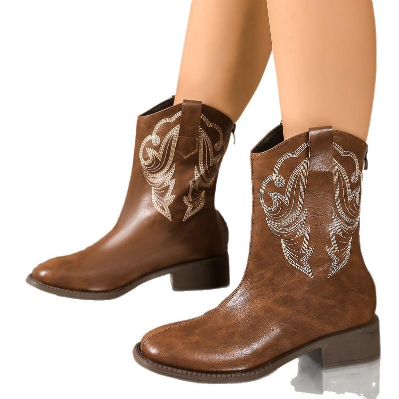 Large size embroidered fashion boots women's medium tube autumn and winter new pointed heel V-mouth rear zipper slim boots