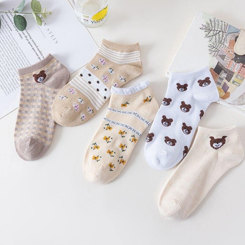 5 Pairs Cute Little Bear Female Short Socks Shallow Mouth Ins Damp Spring And Summer Thin Style Retro Tube Boat Socks