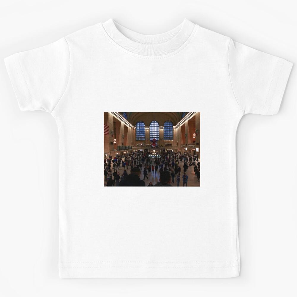 Spider-Man In Grand Central station Kids T-Shirt 120