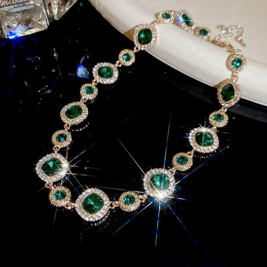 Silver Needle Geometric Rhinestone Necklace & Earrings Set