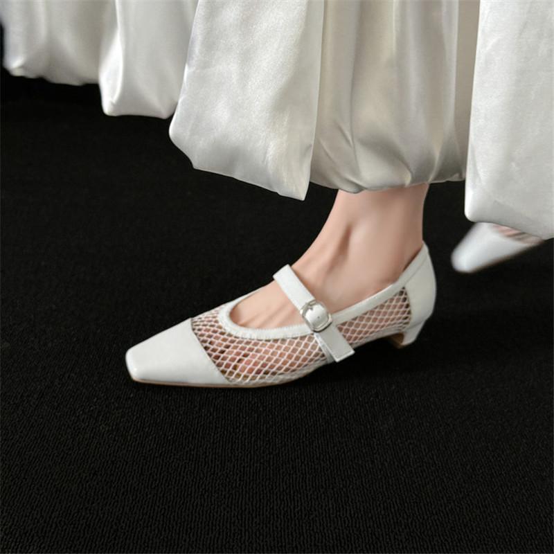 Fashion New Summer Sandals Square Toe Sandals for Women Fashion Hollow Out Mesh Cover Toe Low Heels Sandals Ladies Shoes Mary Jane Shoes