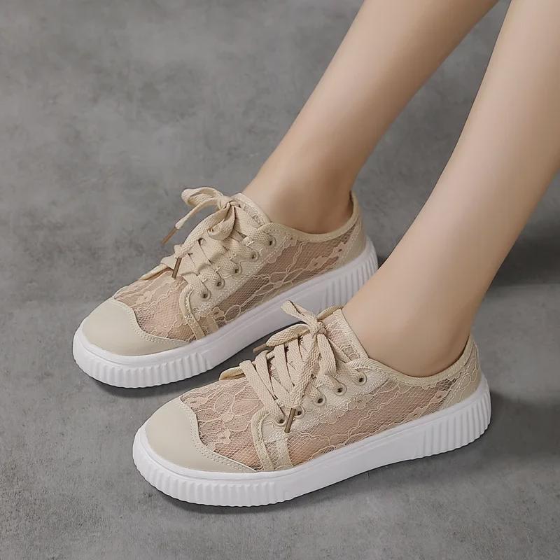 Women's White Hollow Mesh Summer Sports Shoes Breathable All-Match Large Size Sneakers