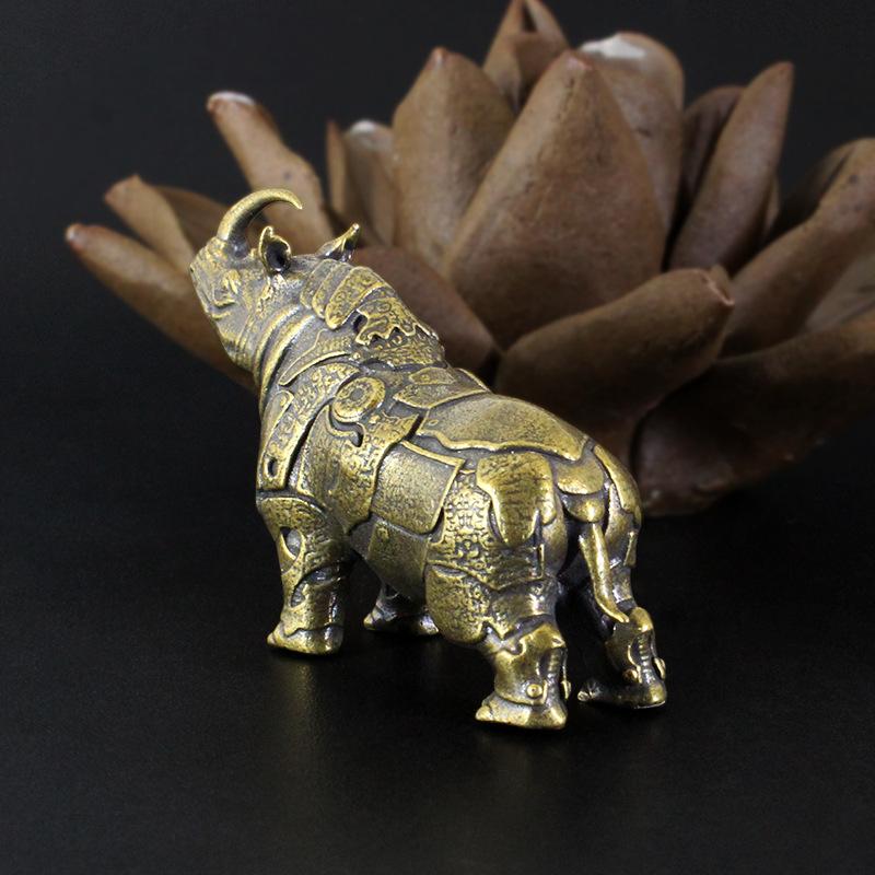 Mini Mosiężna Rzeźba Nosorożca Dekoracja Biurka Zen Ozdoba Samochodowa Mikro Krajobraz Ogród Zen Prezent Akcesoria do Breloka