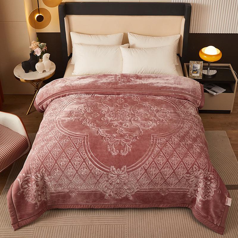 Winter Thickened Raschel Wedding Blanket – Double Layer Quilt for Students & Couples