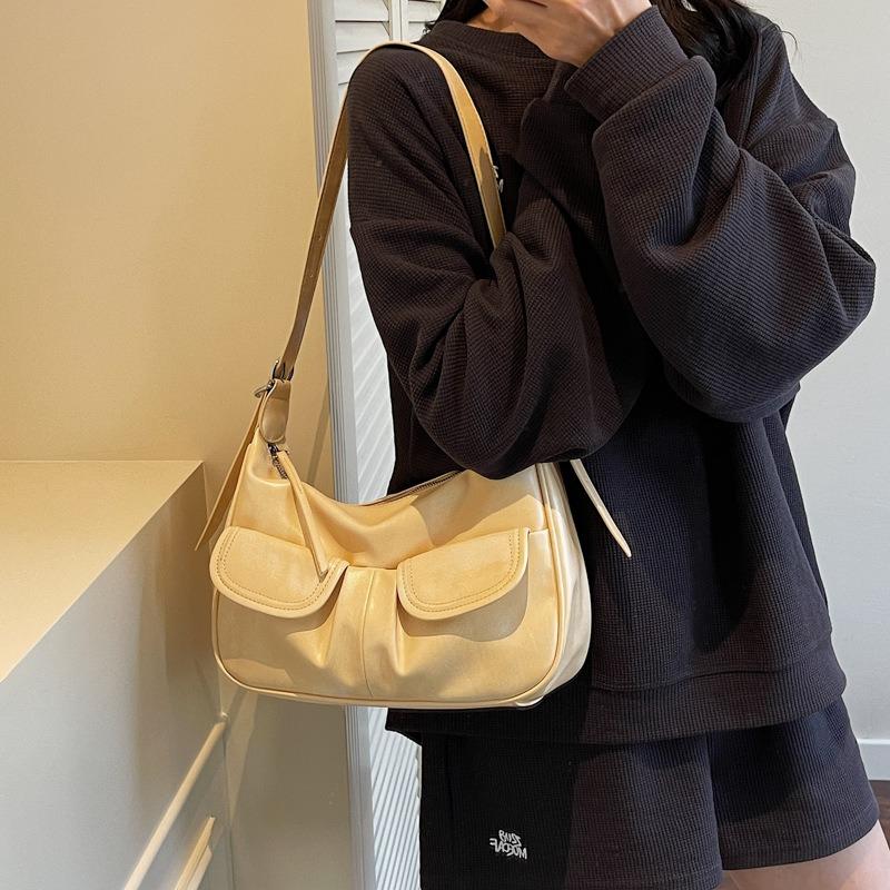 Niche Underarm Bag Women's New Trendy and Fashionable Commuter Saddle Bag Simple and Versatile Shoulder Messenger Bag