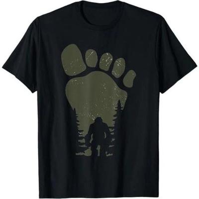 T-shirt for Men Sasquatch Bigfoot In The Forest Footprint T-Shirt Funny Graphic Unisex T-Shirt