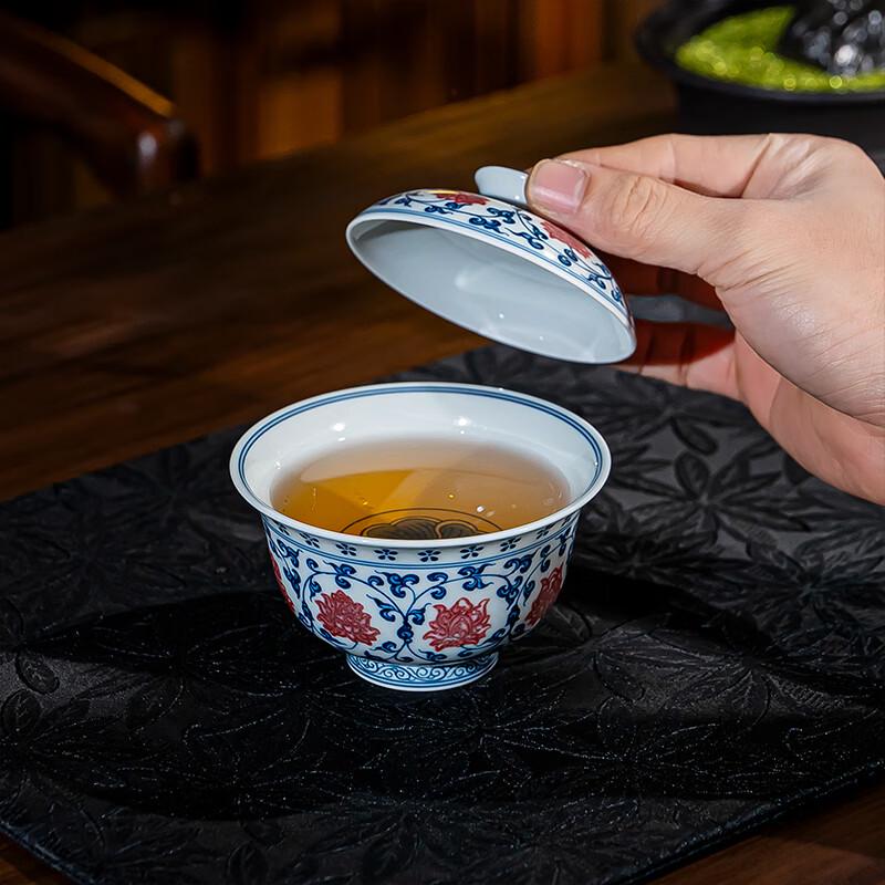 Jingdezhen Hand-Painted Antique Blue and White Underglaze Red Gaiwan