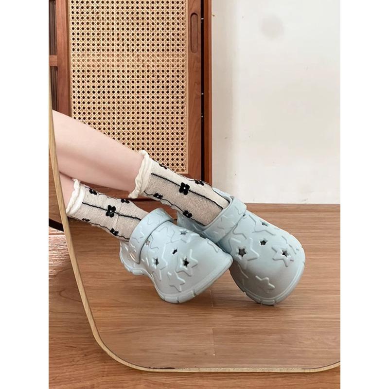 Thick-soled Heightening Fashionable Versatile Simple Hole Shoes, Breathable In Summer, Two Wear Bag Head Cool Slippers