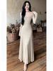 Elegant Lace Patchwork Knit Dress - High-End Waist-Cinching Long Skirt for Autumn/Winter