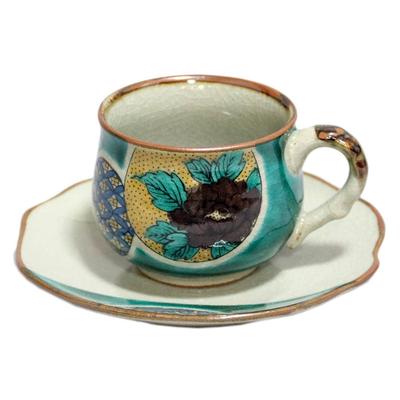 Kutani Miyama Tasse und grüne runde Nawate Durchmesser Höhe Japanischer Kaffee schwarz hergestellt in traditioneller Ishikawa Kitazando Ware, Brennofen, Untertasse, Muster, ‖