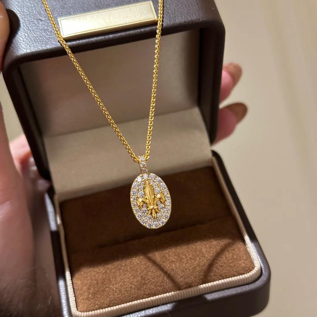 Французское ретро Премиум Подвеска-ирис Ожерелье Легкая роскошь Цветочные пусеты Серьги-гвоздики с бриллиантами Открытое кольцо