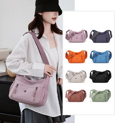 Taška pre ženy stredného veku Jednofarebná ľahká nylonová taška Taška cez rameno Crossbody Taška pre mamu