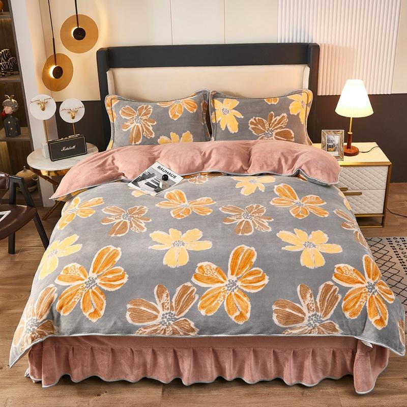 Light luxury high-end thickened milk fleece four-piece set, winter warm quilt cover, double-sided coral fleece anti-static three-piece set