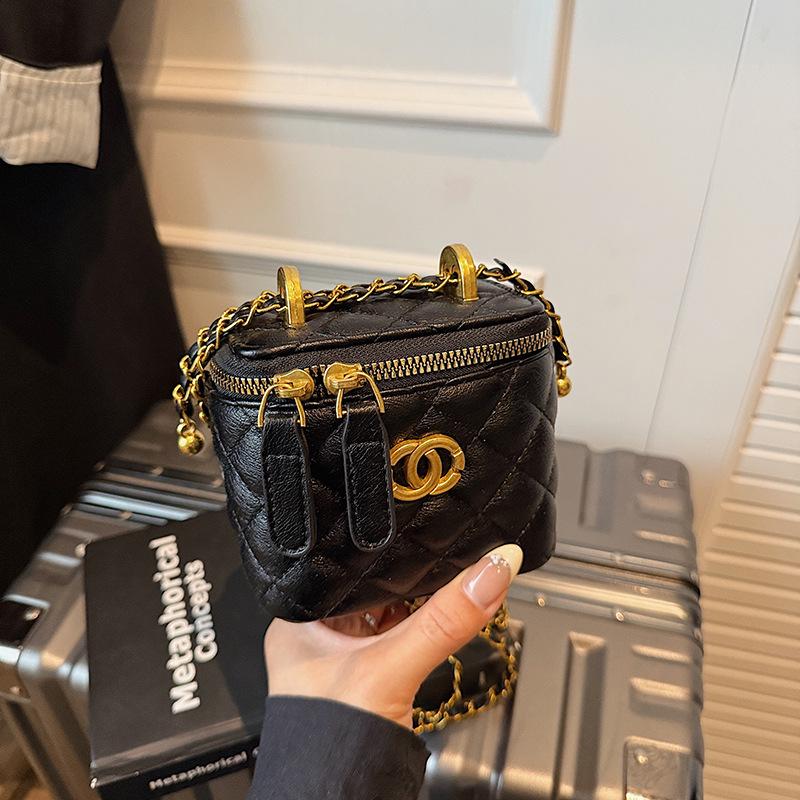 High-End Women's Diamond Pattern Crossbody Bag - Autumn/Winter Edition