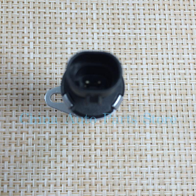 2 STUKS Oliebeheer Variabele Kleptiming VVT Solenoïde Voor Chevrolet Cruze Sonic Trax Orlando Vauxhall Opel Astra Zafira 55567050