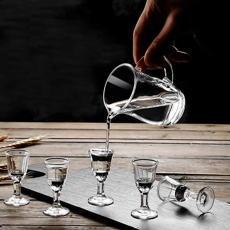 Sada 7 sklenic na víno s rukojetí 120ml, dávkovač vína 10ml/12ml/15ml, průhledné skleněné nádoby s dárkovou krabičkou pro přátele