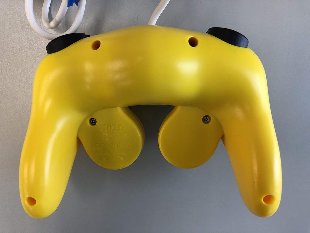 Hori Classic Controller for Wii U Pikachu Bonus Wii Remote Sheet [Wii U/Wii Compatible] (Includes (Pikachu))