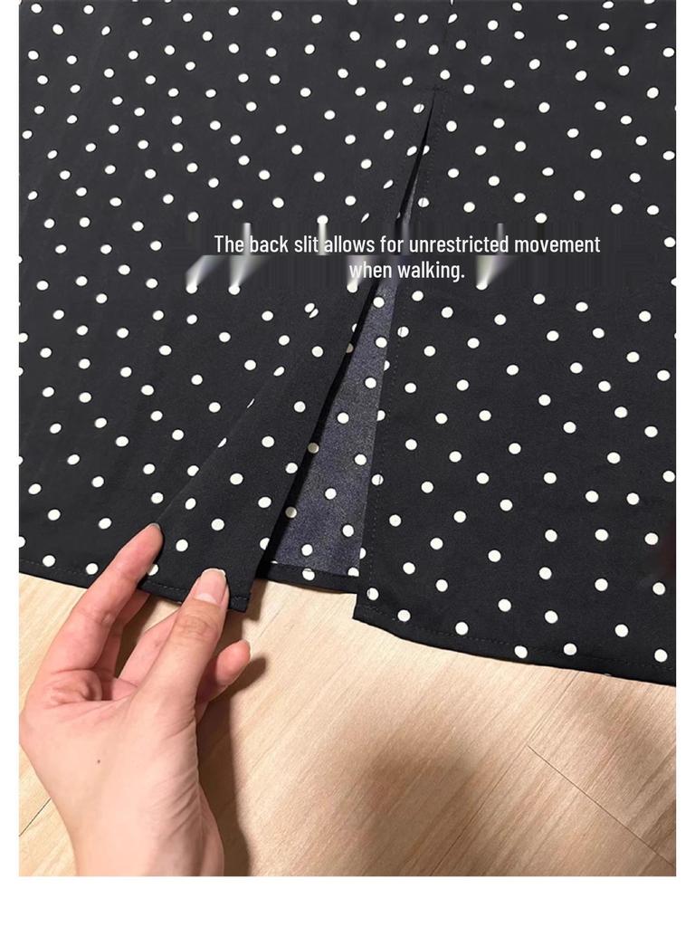 Women's Plus Size High Waist Black Polka Dot A-Line Skirt with Slit – Autumn Style for Pear Shapes