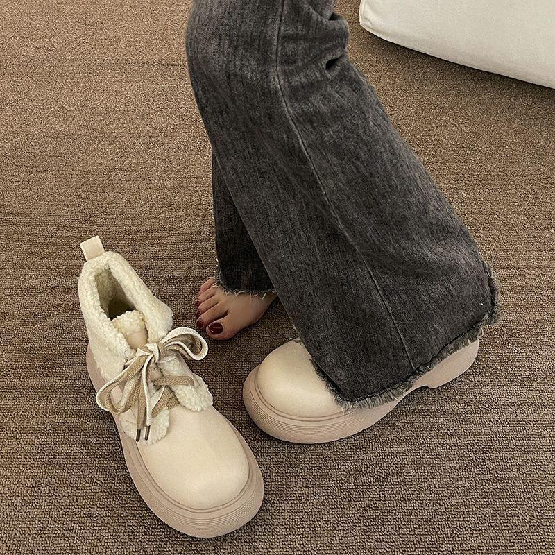 Snow boots women's autumn and winter new thick-soled velvet warm lamb wool white Martin boots versatile cute short boots