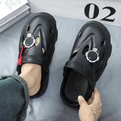 Erkek Terliği Yaz Delikli Dış Mekan Erkek Ayakkabısı Mascullino Pvc Yüksek Kalite Moda Kaydıraklar Trend 2024 Eva Stil Rahat Takunyalar