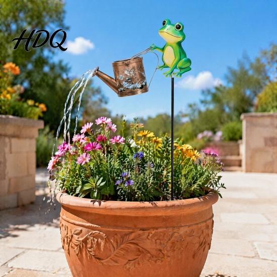 Metal Landscape Lighting Solar Frog Garden Stake Light Watering Can Shadow Projection Lamp with Waterfall Light LED Outdoor Yard Decor for