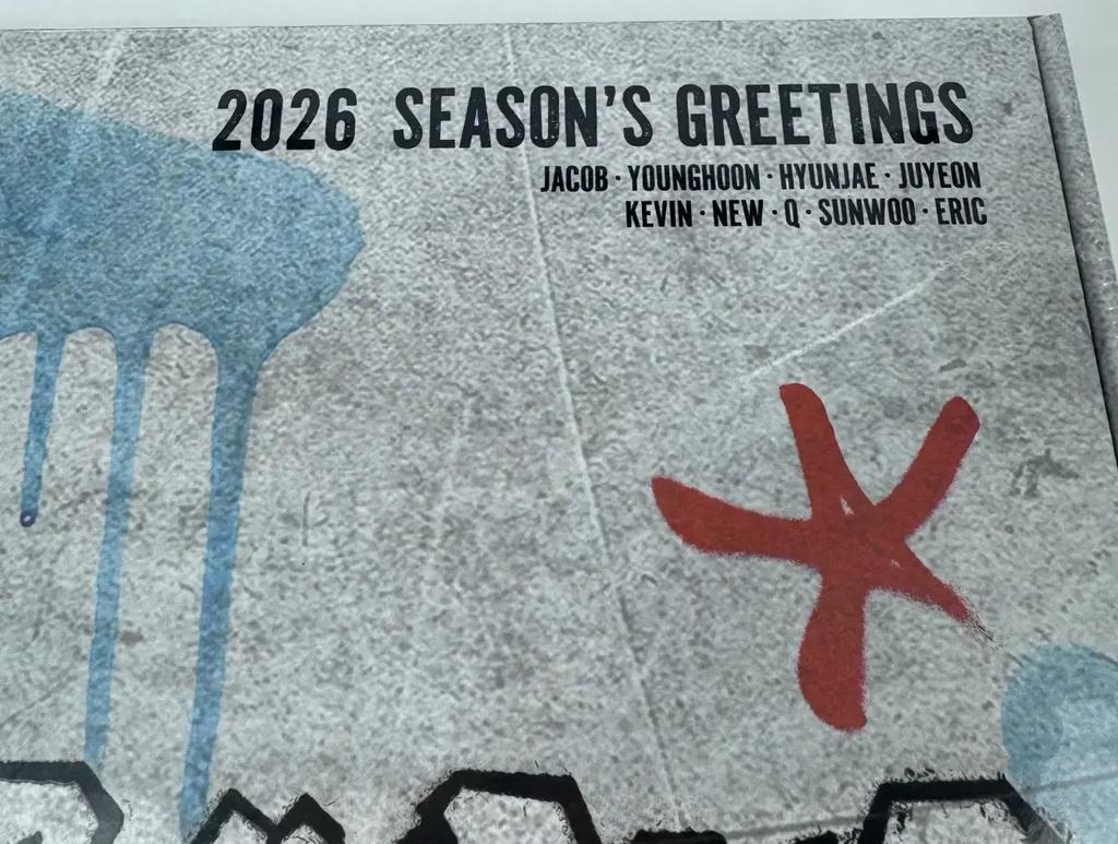 THE BOYZ 2026 Grußkarte (Ungeöffnet) + 1 Vorbestellungs-Fotokarte (Zufällig)