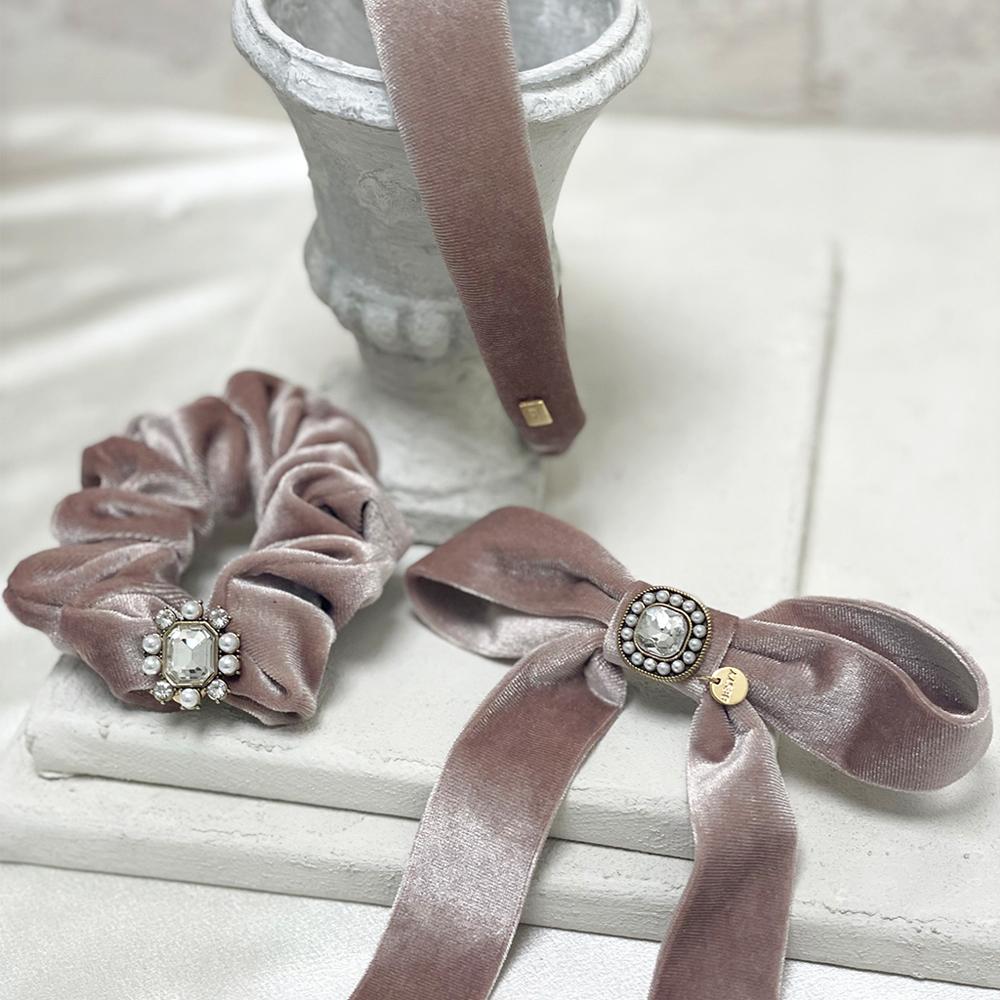 Besty Velvet Ribbon Pin Hairband Scrunchie 3-Piece Gift Set