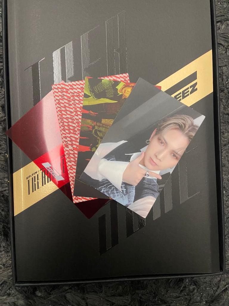 [USED] ATEEZ TREASURE EP.FIN: ALL TO ACTION Black